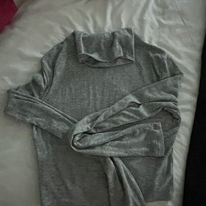 Aritzia Sunday best freshmen gray cropped turtleneck